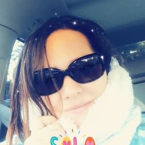 Meet your Posher, Monica